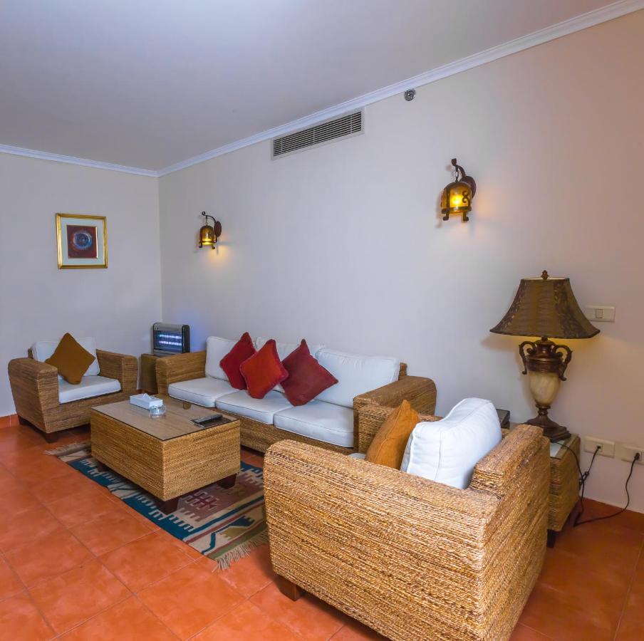 Porto Sokhna Beach Resort ไอน์ ซกนา ภายนอก รูปภาพ